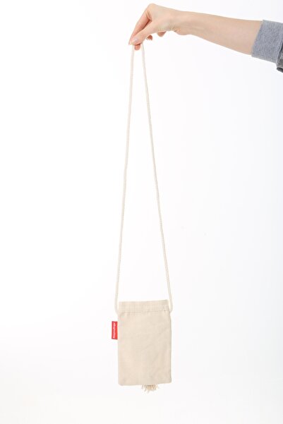 Baghashtag Red Pattern Hand Embroidered Canvas Phone Bag