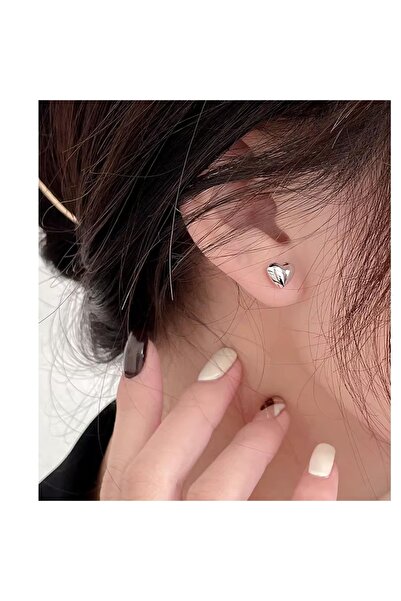 HOBİSY GIFT SHOP Kalp Model Minimalist Küpe | Paslanmaz Çelik, Gümüş Kaplama, Antialerjik