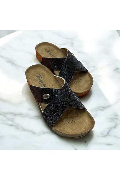 Lion Glossy Slippers with Cross Mid-Pedicure Inner Petl, Suitable for Daily Use