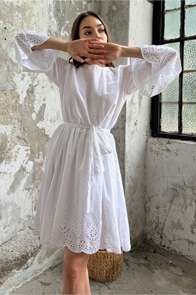 Suzi ΓΥΝΑΙΚΕΙΟ ΦΟΡΕΜΑ 100% ΒΑΜΒΑΚΙ ΜΑΚΡΥΜΑΝΙΚΟ ΛΕΥΚΟ ΦΙΣΤΟ 1419
