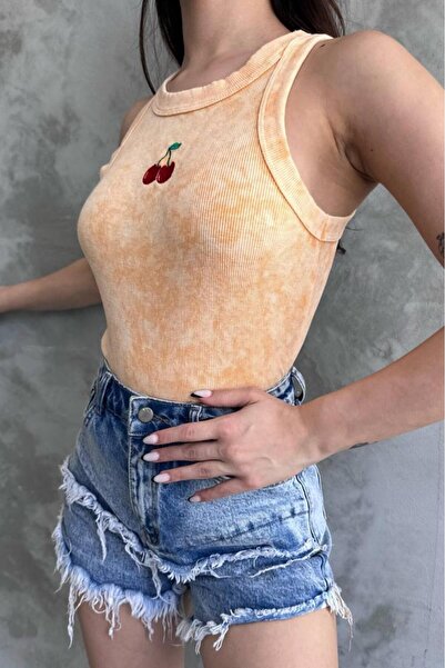 SYMPATHY Kadın Turuncu Parça Boya Yıkamalı Halter Yaka Kiraz Nakışlı Crop
