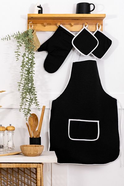 Morlay 4 Kit Kitchen Dowry: Apron, Oven Mitts and Solid Black
