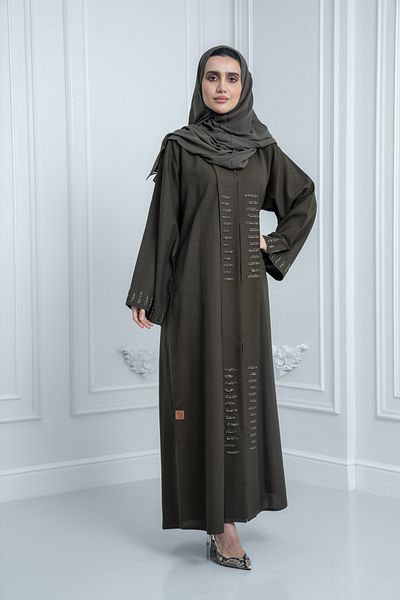 LAVİNİA Lavinia women Abaya embroidered with arrows on the front and sleeves. Elegant geen olive colour