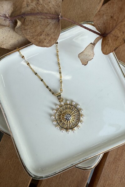 AURA ATELIER قلادة أنيقة بحواف فولاذية مع لؤلؤ فولاذي مقاس 45 سم