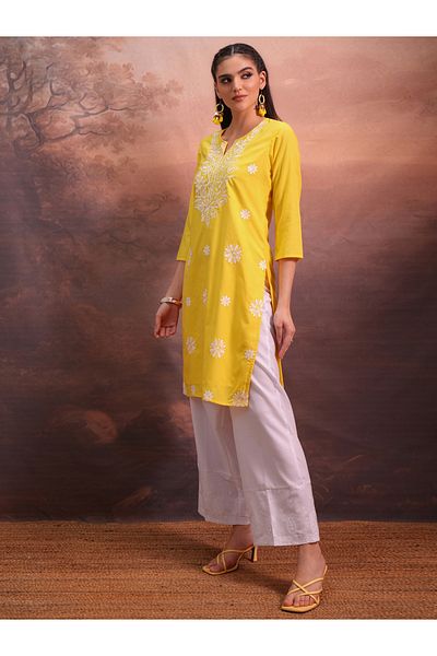 Vishudh By Styli Yellow Floral Embroidered Straight Kurta