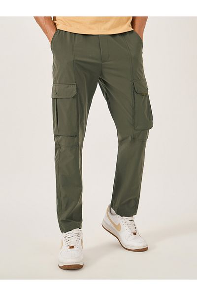 Fort Collins By Styli Men Olive Solid Cargo Pants