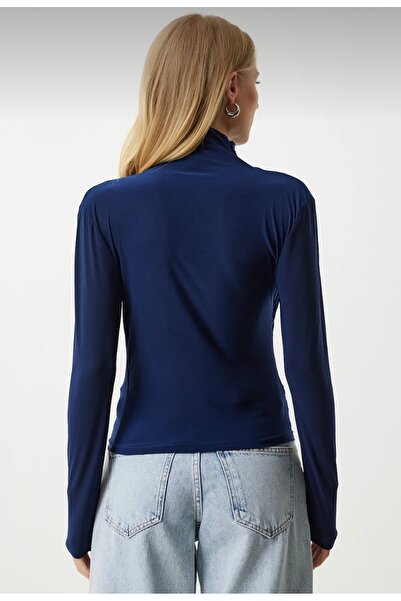 She Olive Drape λεπτομέρεια με σούρες sandy body