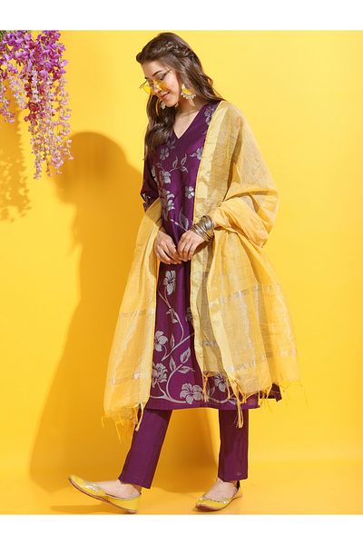 Vishudh By Styli Vishudh Women Floral Kurta with Trouser & Dupatta