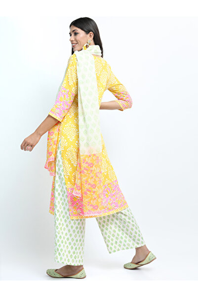 Vishudh By Styli Women Multi-Color Floral Printed Kurta Set with Dupatta