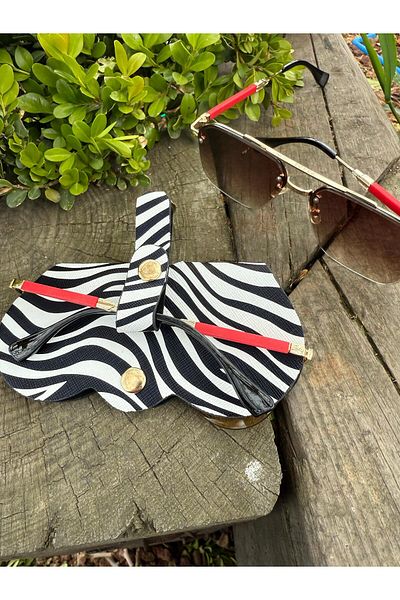 madamcase Zebra Patterned Unisex Strap Eyeglasses Case