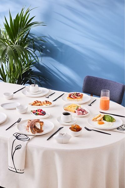 Karaca Stream Bone Hole 34 Piece Breakfast Set for 6 People