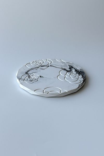 sin istanbul Round Trivet Marble Pattern and Rose Motif