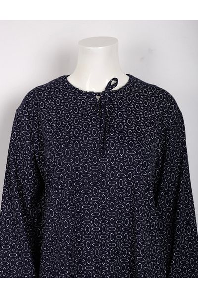 MUSTÜN Lace-up Collar Blouse