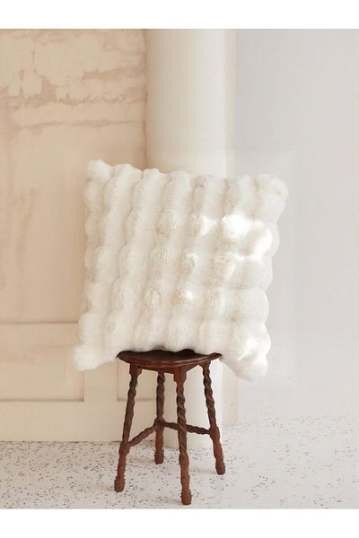 FeelHome Bubble Rabbit Feather, Double Sided, Fluffy Throw Pillow Cover with Hidden Zipper 40X40 Ecru