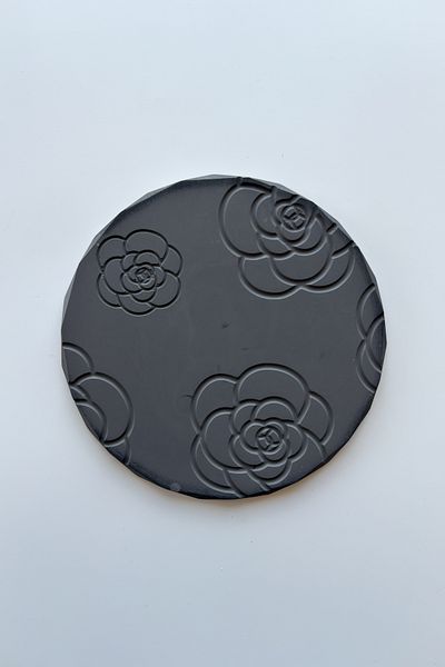 sin istanbul Rose Patterned Round Trivet Anthracite