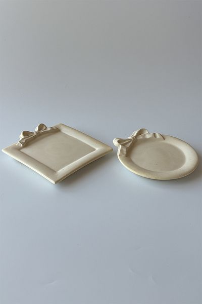 sin istanbul 2-Piece Bow Mini Plate Beige