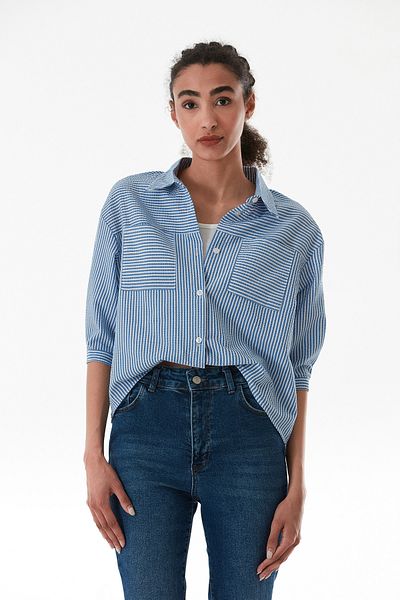 Fulla Moda Cămașă crop cu buzunar dublu cu detaliu de corp în dungi