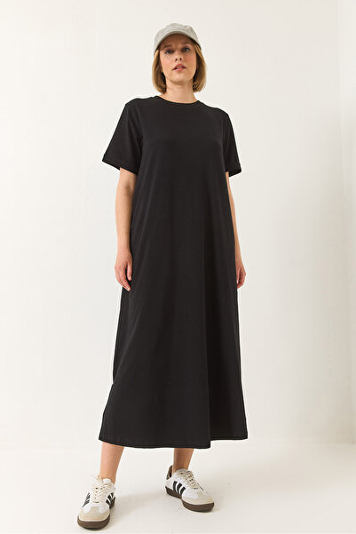 Bianco Lucci Γυναικείο μακρύ βασικό φόρεμα με λαιμόκοψη με κοντό μανίκι με λεπτομέρεια τσέπης 60283192