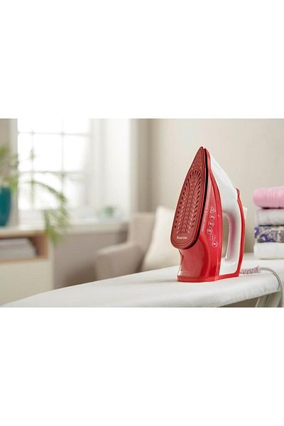 RUSSELL HOBBS Fier de calcat Russell Hobbs Light & Easy Brights Apple 26481-56, 2400 W, 115 g/min, rosu/alb