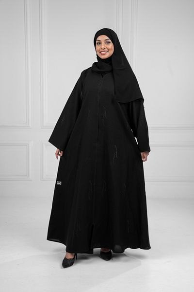 LAVİNİA عبايه نسائية من لافينيا مع قماش كريب منمنت