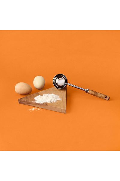 AROW Metal Measuring Spoon with Wooden Handle - Gray / Brown