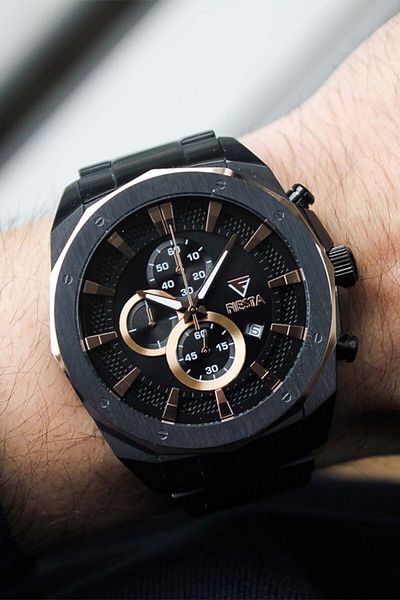 Fiesta Fs 600933   Men's Wrist Watch with Steel Cord