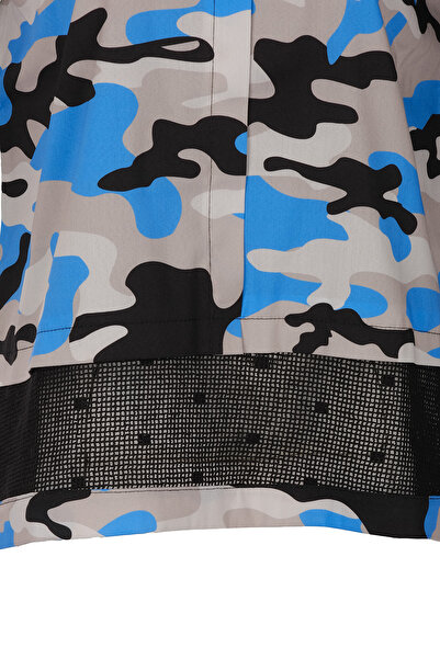 Vedi Μινιμαλιστική γυναικεία μπλούζα με μοτίβο καμουφλάζ 3/4 μανίκι - Casual Elegance