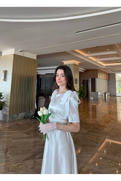 essolaria Kadın Aura Omuzdan Fiyonklu Detaylı Midi Beyaz Nikah Elbisesi