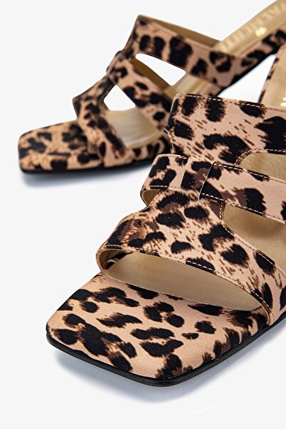 Valmenti Women's Vegan Leopard Heeled Slippers