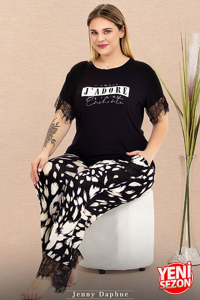 Jenny Daphne Lady Plus Size Print Patterned Arms and Legs Lace Crew Neck Short Sleeve Pajama Set 10980
