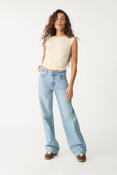 Stradivarius Basic fitted T-shirt with gathering