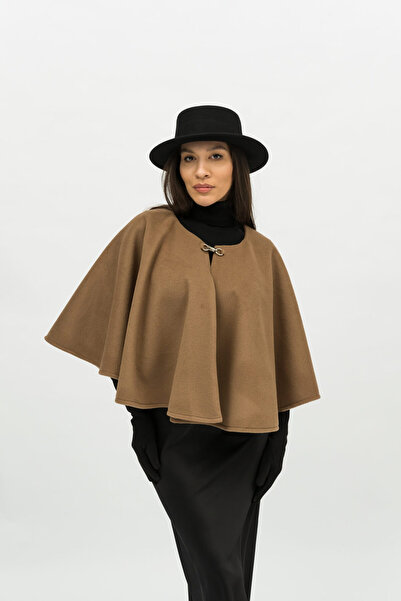 Gorgeaux Elegant Brown Cape Teodora - ONE SIZE