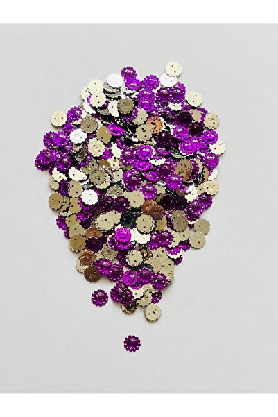 Öztürk Oja, peškir, miraz, večernja haljina sa plastičnim šljokicama u obliku...