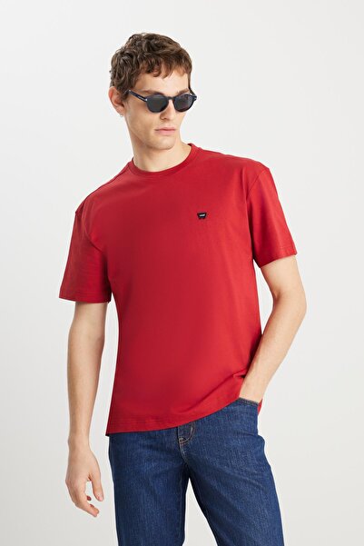 Lee Wrangler Erkek W7NM203877 Relaxed Fit Small Logo T-shirt / Red Standart