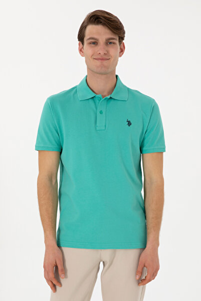 U.S. Polo Assn. تي شيرت رجالي ذو قصة ضيقة وياقة بولو بلون النعناع الأساسي 502...