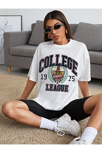 Bengi Clothing تي شيرت مطبوع بأكمام قصيرة وقصة كبيرة الحجم