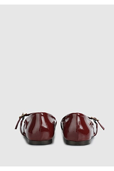 Provoq Women's Burgundy Shoes