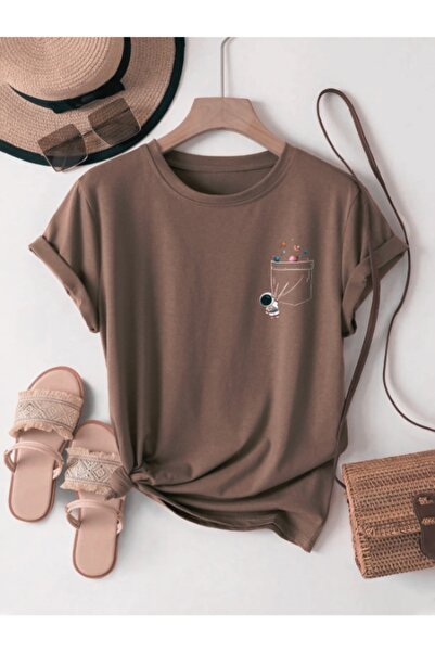 MOONBULL Γυναικείο μπλουζάκι Astronaut Pocket Planet με στάμπα Oversize