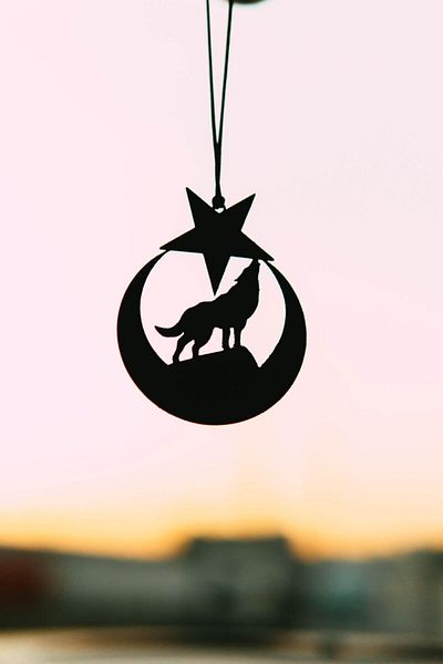 mufamet Car Ornament Metal Moon Star Gray Wolf Rearview Mirror Ornament Souvenir Auto Accessory