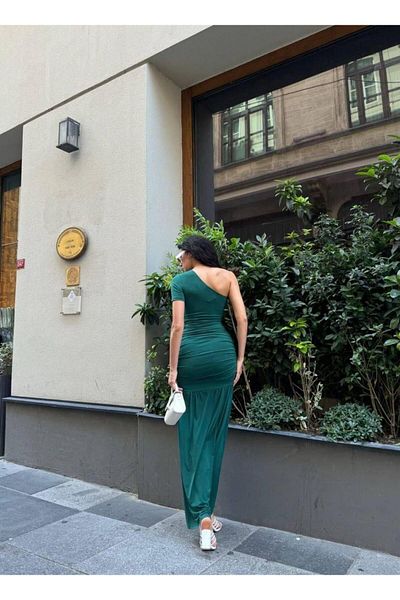 Modafeminen Sandy Fabric One Shoulder Λεπτομερές Μακρύ Φόρεμα 583010 Emerald