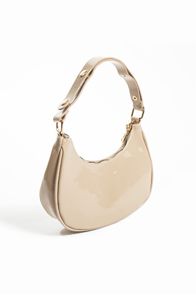 KOÇAK ÇANTA Γυναικεία δερμάτινη τσάντα ώμου από λουστρίνι μπαγκέτα με κουμπωτά κουμπιά