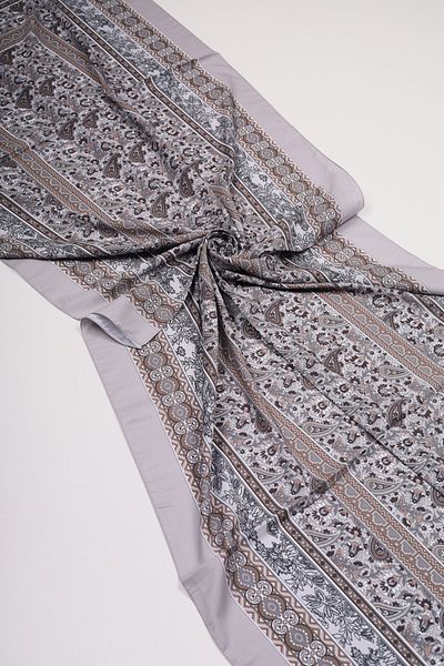 Levidor Patterned Love Shawl - Pattern-05 - Color-02