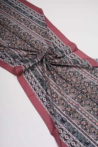 Levidor Patterned Love Shawl - Pattern-05 - Color-03