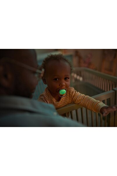 Philips Avent Ultra Air Nighttime Karanlıkta Parlar Gece Emziği 18 Ay 376/01