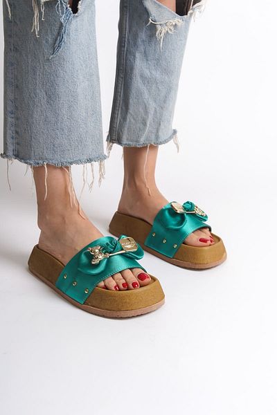 Joy Ayakkabı Dila Thick and Orthopedic Sole Teddy Bear Satin Women's Slippers Kt - Green