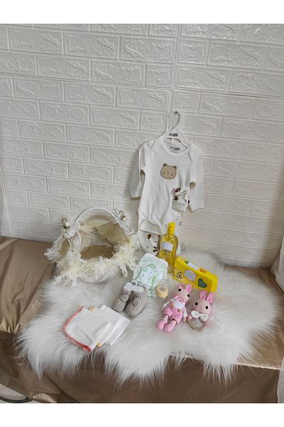 RH GALAXİ TEKSTİL Luxurious Feather Handmade Baby Gift Basket - Excluding Contents