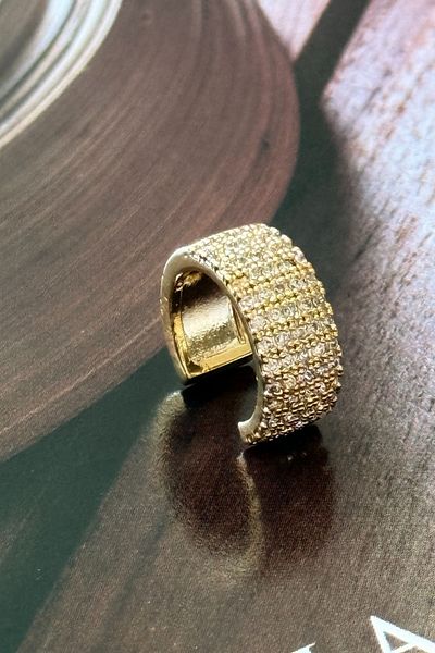 Trendy Butik Vip أقراط غضروف حجر الزركون الكامل