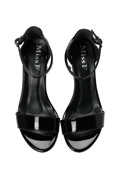 Miss F Ds21079 3fx černé dámské sandály na podpatku