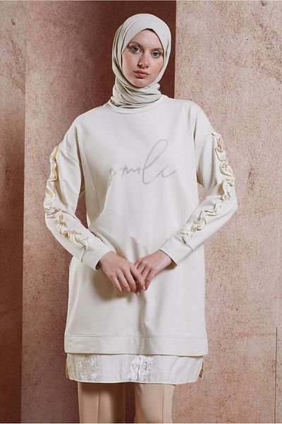 Alvina Tracksuit Tunic - Ruffle Detailed, Model 44572