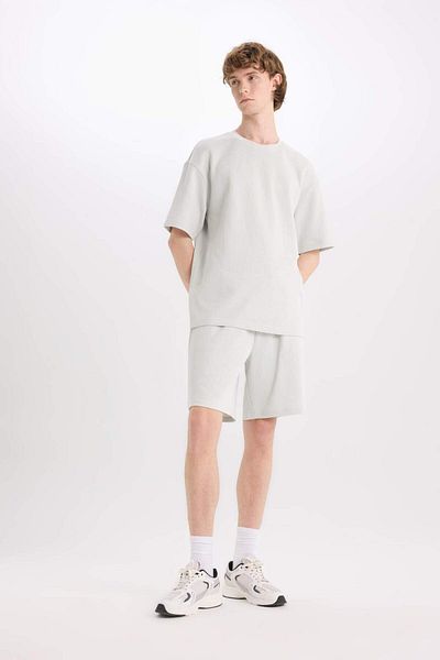 DeFacto 100% Cotton Boxy Fit Crew Neck Short Sleeve T-Shirt E0493Ax25Sm